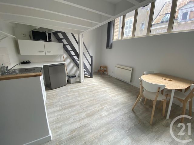 Appartement Duplex à louer - 2 pièces - 42,02 m2 - Le Mans - 72 - PAYS-DE-LOIRE